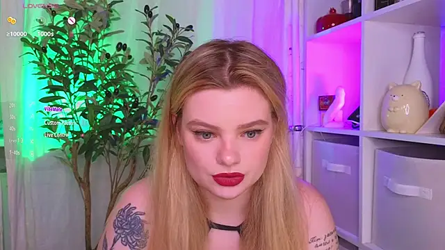 Hottie Jane online show from 03.21.25