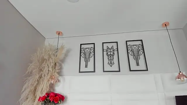 Rebeca jones online show from 10.31.25