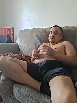 Snapshot of hungpenis210 chatting on 09.10.25 hungpenis210 online show from 09.10.25