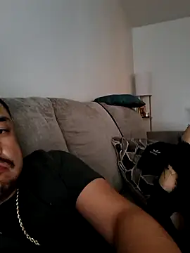 Snapshot of hungpenis210 chatting on 10.17.25 hungpenis210 online show from 10.17.25