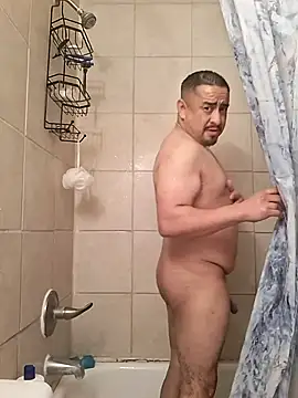 Snapshot of hungpenis210 chatting on 11.07.25 hungpenis210 online show from 11.07.25