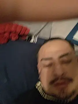 Snapshot of hungpenis210 chatting on 12.02.25 hungpenis210 online show from 12.02.25