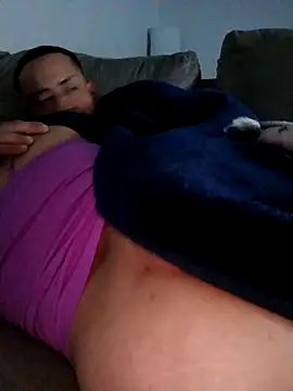 Snapshot of hungpenis210 chatting on 03.15.26 hungpenis210 online show from 03.15.26