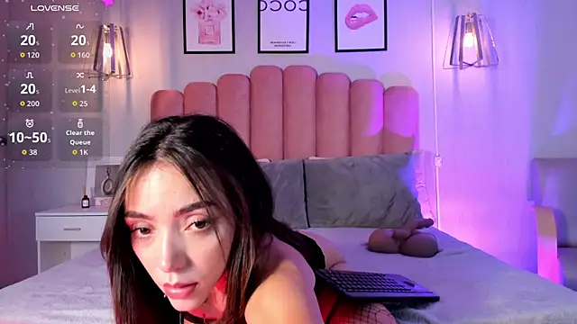 Ashleyy piink online show from 05.03.26