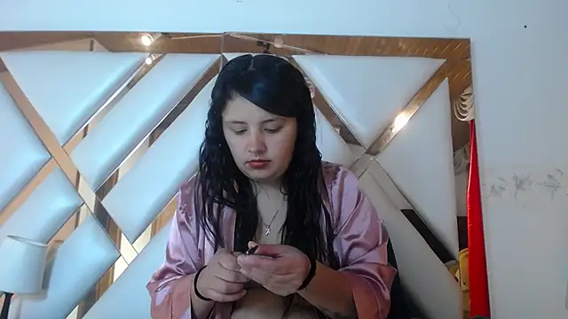 nathaly low1 online show from 05.12.26