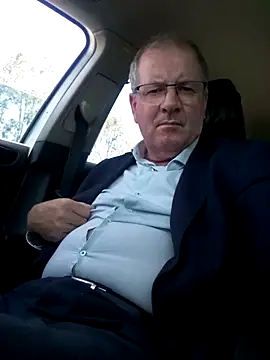 stiffandlubedxh online show from 12.11.24