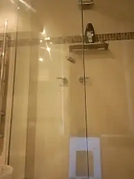 stiffandlubedxh online show from 10.10.25