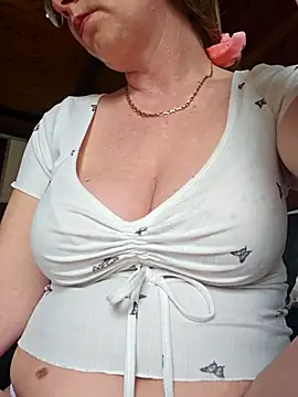 Snapshot of Pitufina_love chatting on 03.13.25 Pitufina love online show from 03.13.25