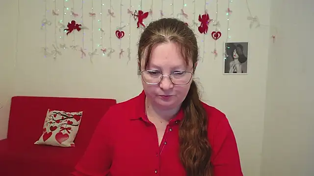 VanessaHotts online show from 02.16.26