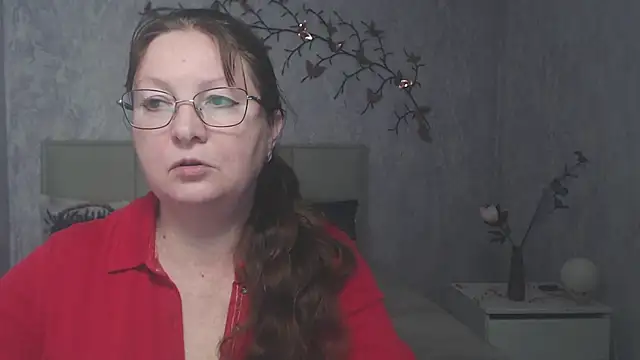 VanessaHotts online show from 02.20.26