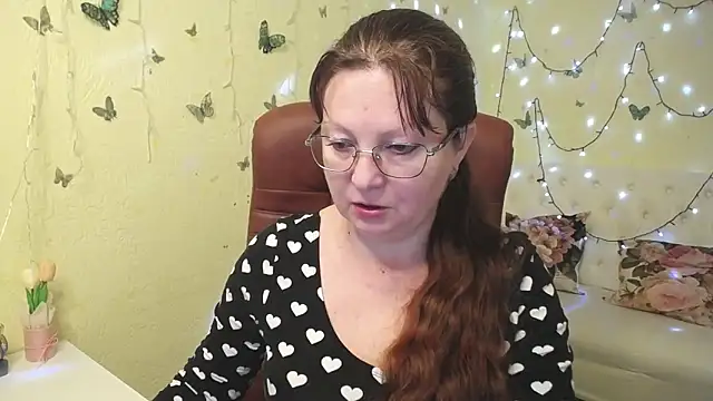 VanessaHotts online show from 03.28.26