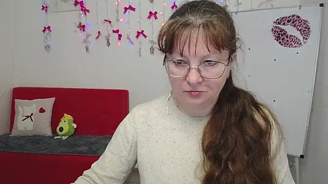 VanessaHotts online show from 04.22.26