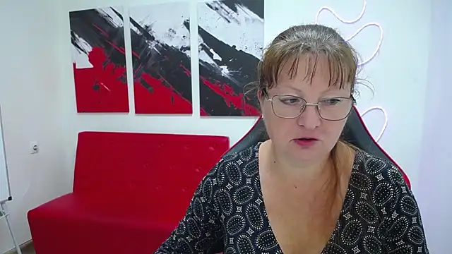 VanessaHotts online show from 07.08.26
