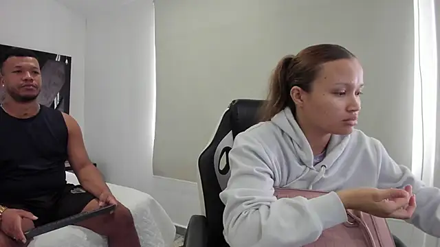 Snapshot of AnnieAndStefan chatting on 02.15.26 AnnieAndStefan online show from 02.15.26