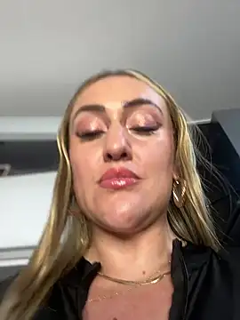 Snapshot of ELA_PS chatting on 02.23.26 ELA PS online show from 02.23.26