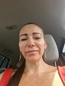 Snapshot of milflovelyxxx chatting on 07.20.26 milflovelyxxx online show from 07.20.26