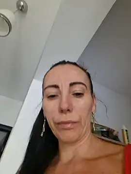 Snapshot of milflovelyxxx chatting on 07.25.26 milflovelyxxx online show from 07.25.26