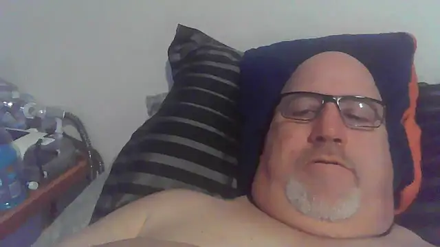 Snapshot of Bigbear0563 chatting on 01.05.25 Bigbear0563 online show from 01.05.25