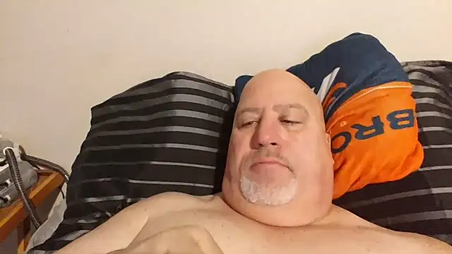 Snapshot of Bigbear0563 chatting on 02.06.25 Bigbear0563 online show from 02.06.25