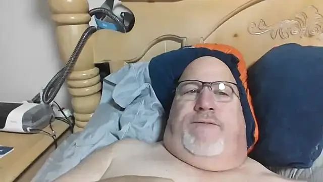 Snapshot of Bigbear0563 chatting on 02.02.26 Bigbear0563 online show from 02.02.26