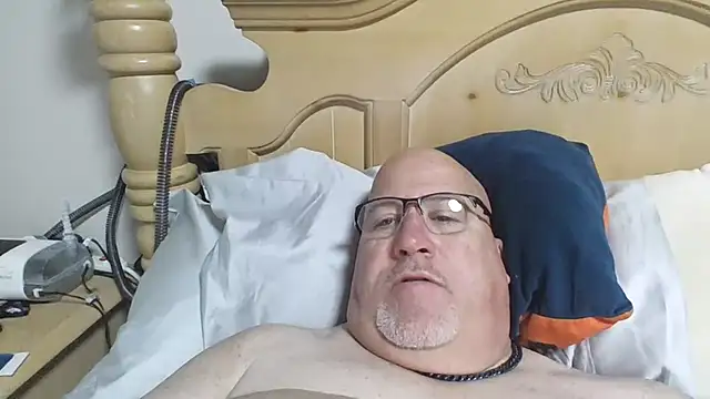 Snapshot of Bigbear0563 chatting on 03.03.26 Bigbear0563 online show from 03.03.26