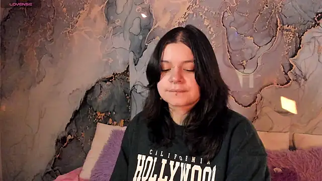 Mey moon online show from 11.28.25