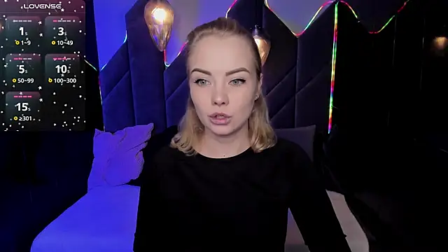 StephanieSweety online show from 02.18.26