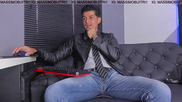 Snapshot of massimo_g chatting on 06.24.26 massimo g online show from 06.24.26