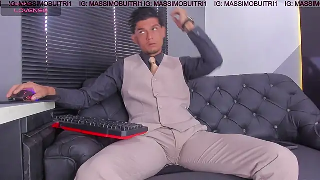 Snapshot of massimo_g chatting on 07.12.26 massimo g online show from 07.12.26