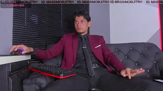 Snapshot of massimo_g chatting on 07.20.26 massimo g online show from 07.20.26