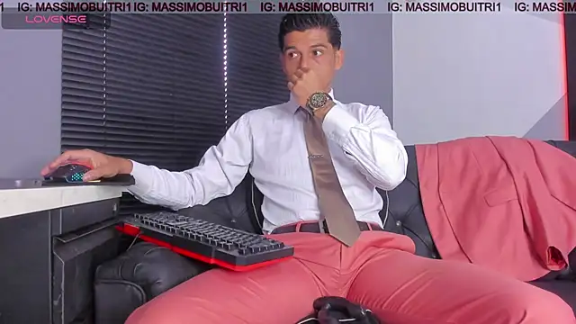 Snapshot of massimo_g chatting on 07.28.26 massimo g online show from 07.28.26