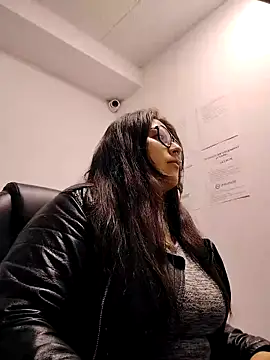  lilith heavy online show from 09.21.25