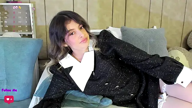 Isabellacharm online show from 02.07.25