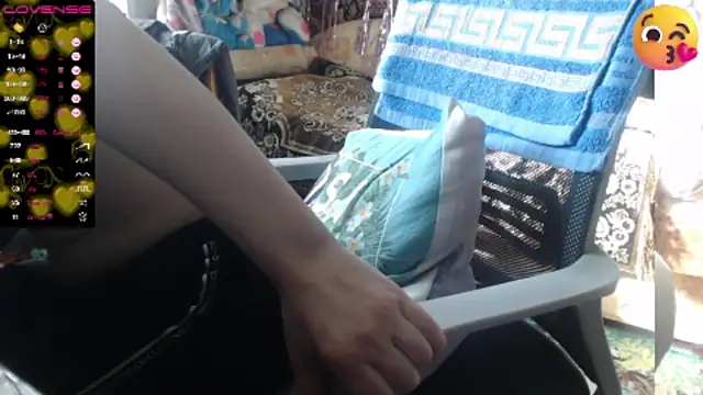 Snapshot of sweetbbabe chatting on 02.21.25 sweetbbabe online show from 02.21.25