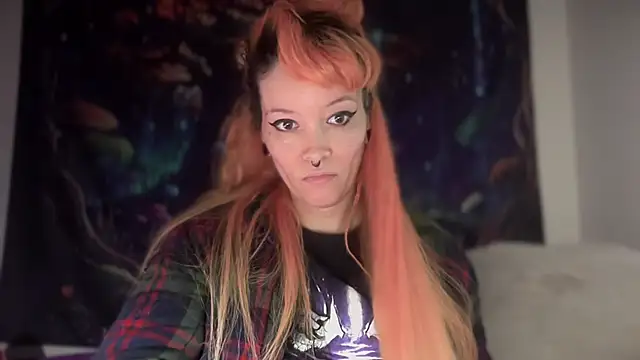 Snapshot of FRRANNKIE chatting on 01.12.26 FRRANNKIE online show from 01.12.26