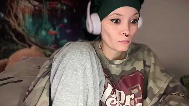 Snapshot of FRRANNKIE chatting on 03.13.26 FRRANNKIE online show from 03.13.26