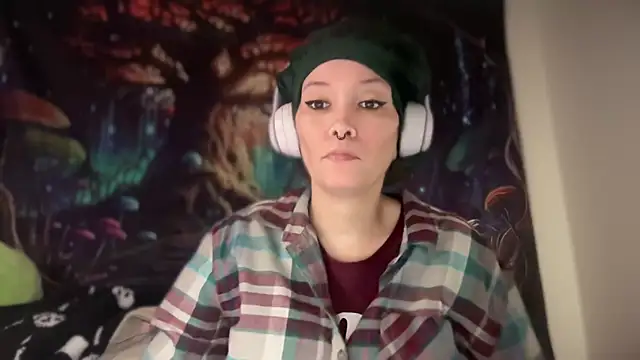 Snapshot of FRRANNKIE chatting on 03.17.26 FRRANNKIE online show from 03.17.26