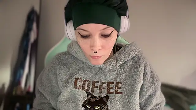 Snapshot of FRRANNKIE chatting on 03.18.26 FRRANNKIE online show from 03.18.26