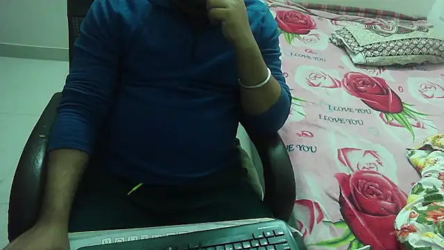 Snapshot of rentarob chatting on 02.15.25 rentarob online show from 02.15.25
