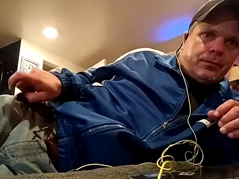 Snapshot of JRock69nKzoo chatting on 10.08.25 JRock69nKzoo online show from 10.08.25