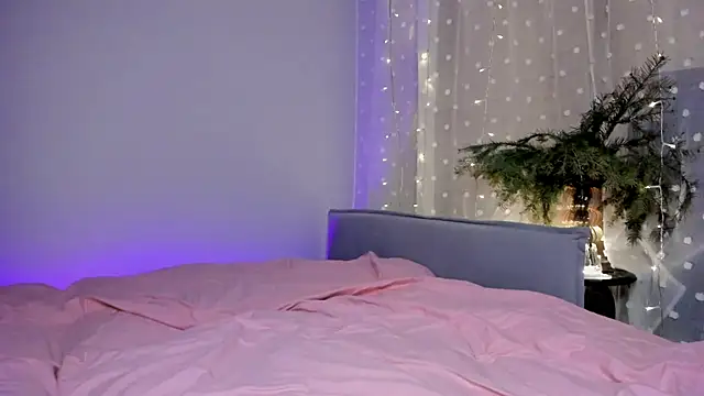 Snapshot of lina_stones chatting on 12.03.25 lina stones online show from 12.03.25