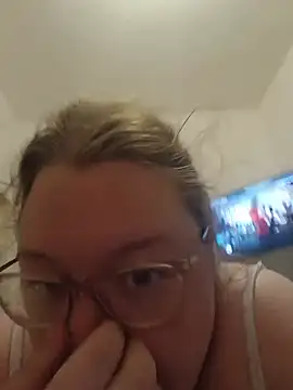Sexycurvyemilyy online show from 08.01.26