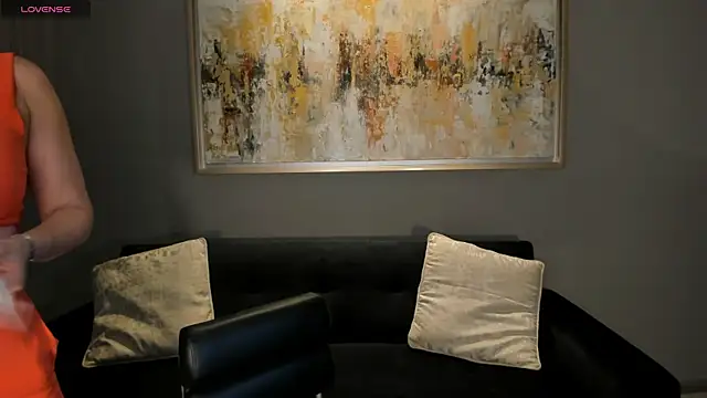 Snapshot of SunnyRivers chatting on 09.23.25 SunnyRivers online show from 09.23.25