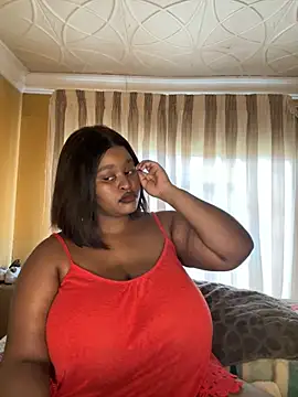 Snapshot of KnockoutBestie chatting on 03.04.26 KnockoutBestie online show from 03.04.26