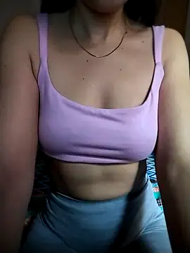 LissaThompsom online show from 09.18.25