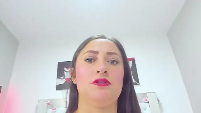 Lindacarterr  online show from 03.05.25