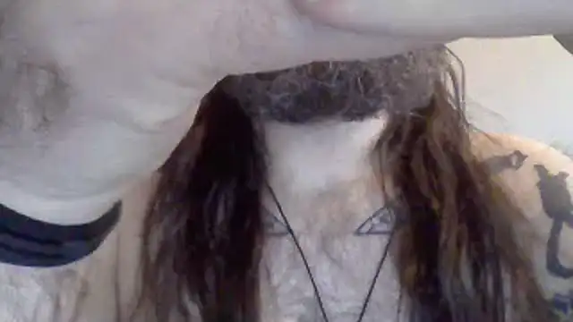 Snapshot of Thrillhouse chatting on 01.17.25 Thrillhouse online show from 01.17.25