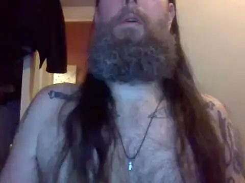 Snapshot of Thrillhouse chatting on 02.19.25 Thrillhouse online show from 02.19.25