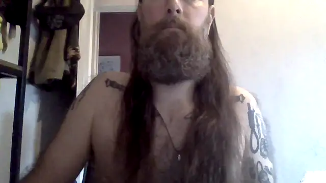 Snapshot of Thrillhouse chatting on 09.17.25 Thrillhouse online show from 09.17.25