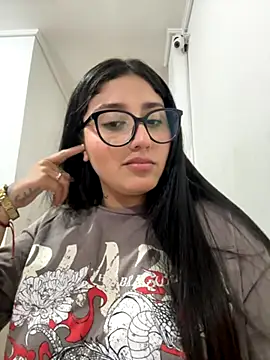 croftsmila online show from 11.04.25